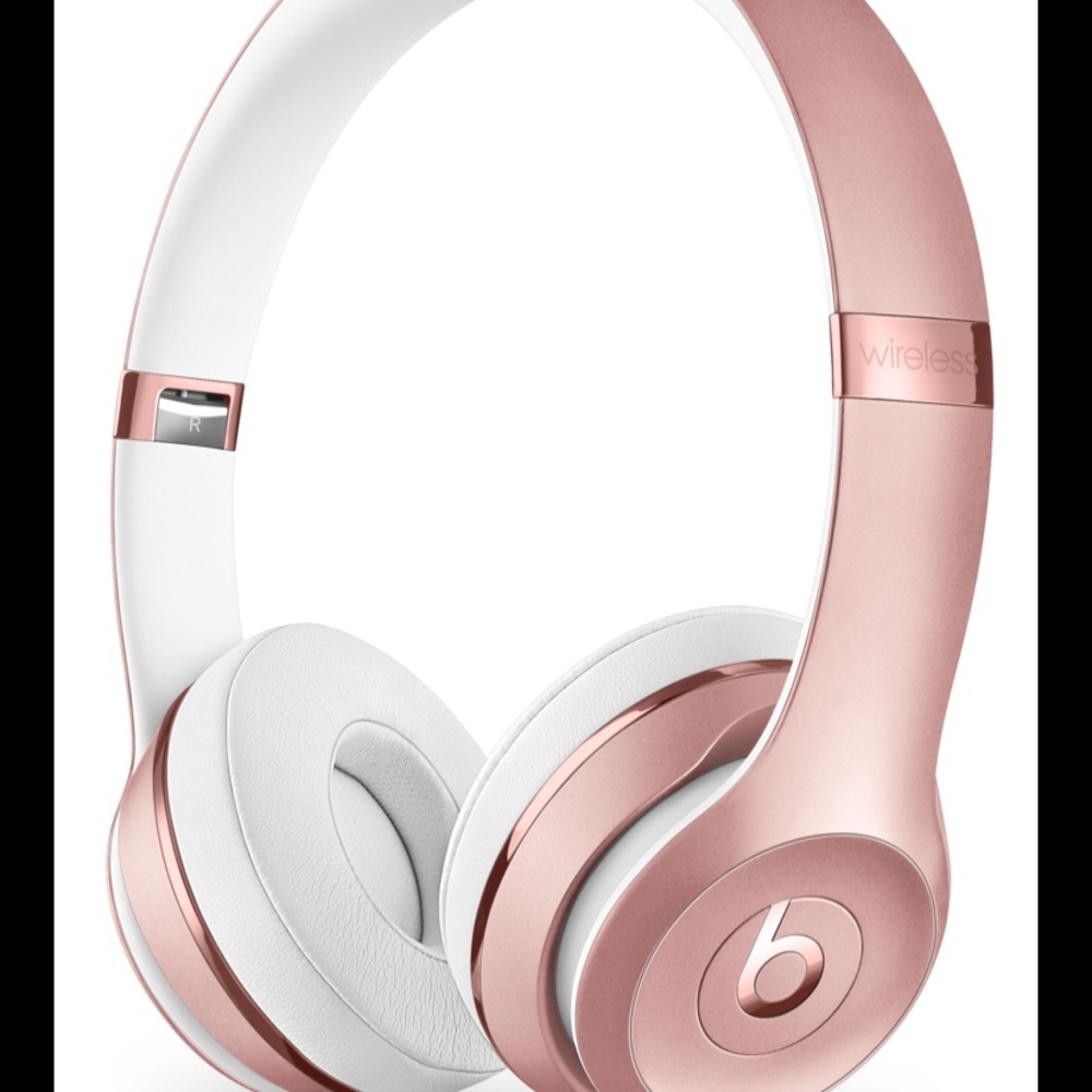 ROSE GOLD BEATS SOLO 3